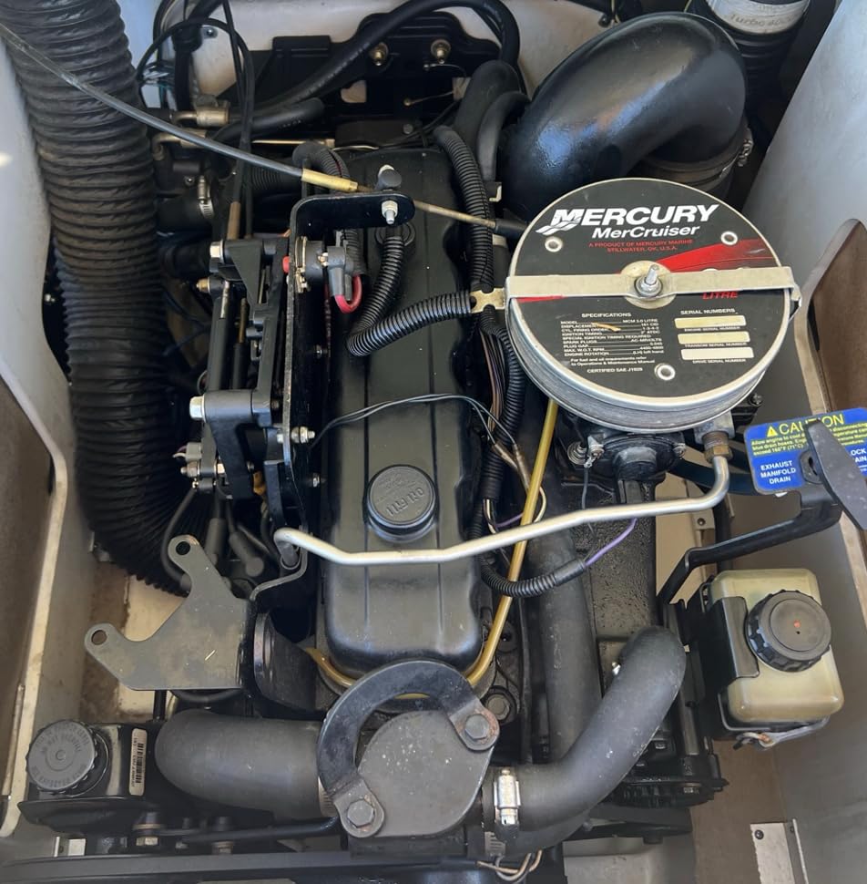 Mercruiser 3.0L / LX OEM Service Kit Alpha One Gen 2/Delco EST IGN: Fuel & Oil Filter, Alpha Impeller Kit, Distributor Cap/Rotor, Spark Plugs, & Wires Bayliner SeaRay Larson